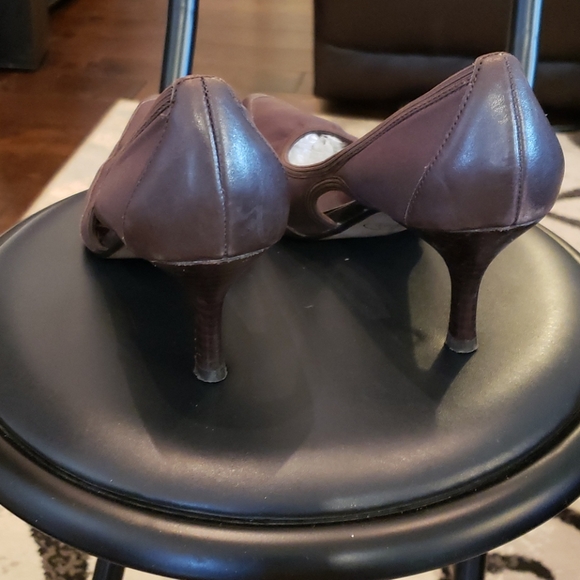 Shoes - Picture 2 of 4